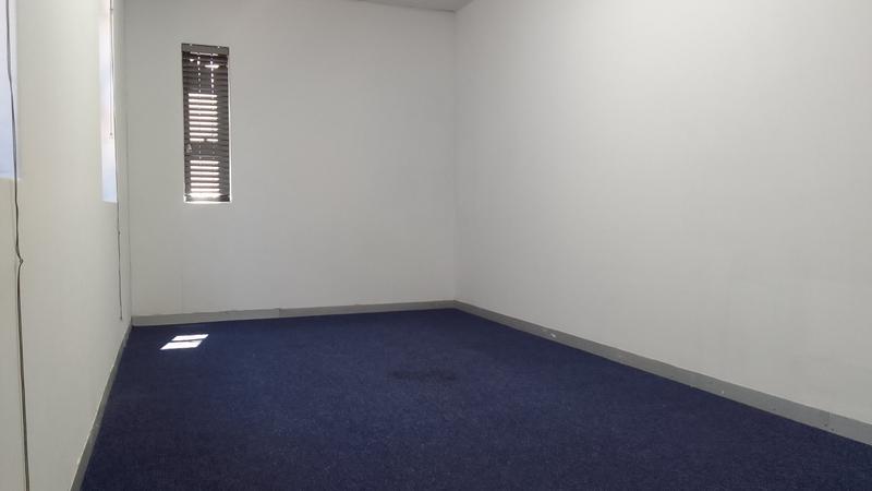 To Let commercial Property for Rent in Parow North Western Cape